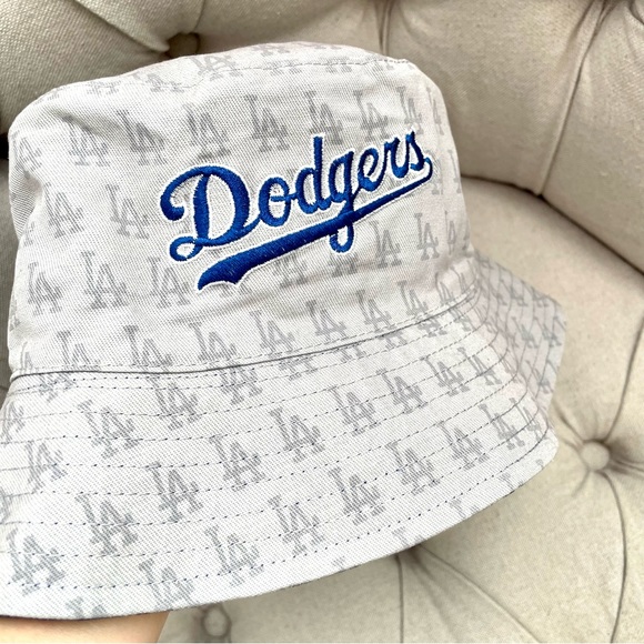 LA Dodgers reversible bucket hat Los Angeles - Picture 3 of 11